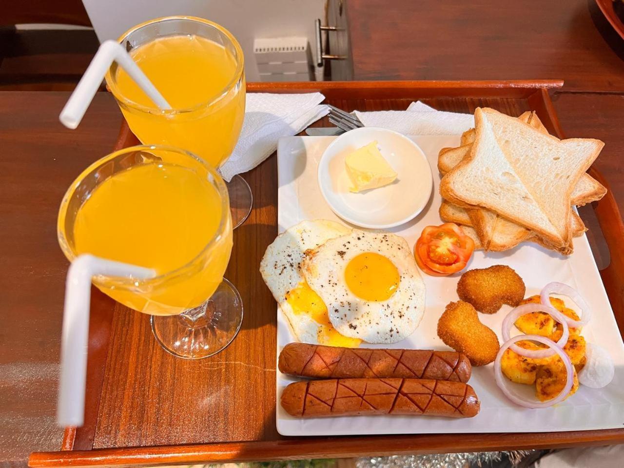 Ocean Front Villa 히카두와 외부 사진